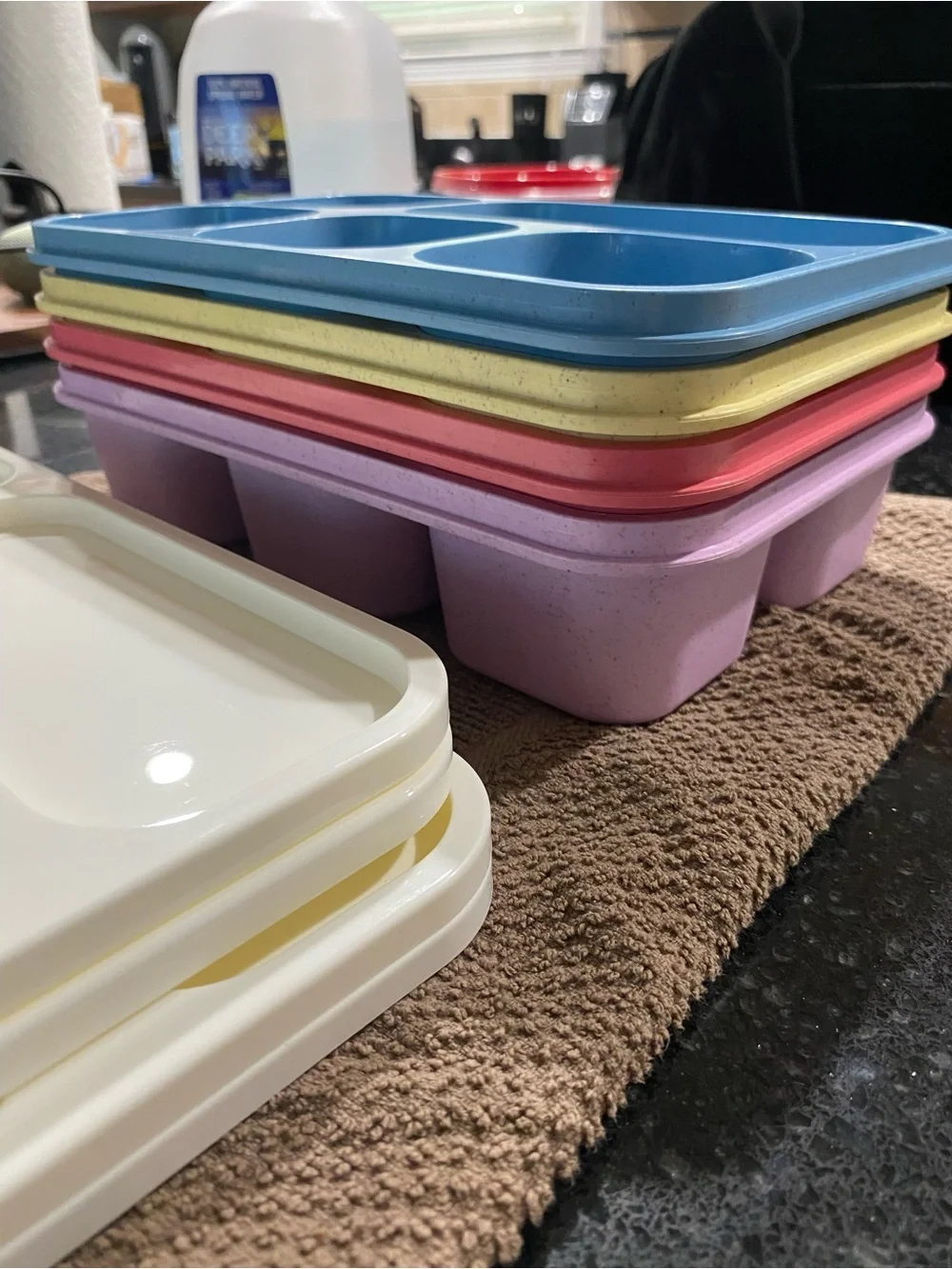 Vintage 4PK Bento Box Tupperware